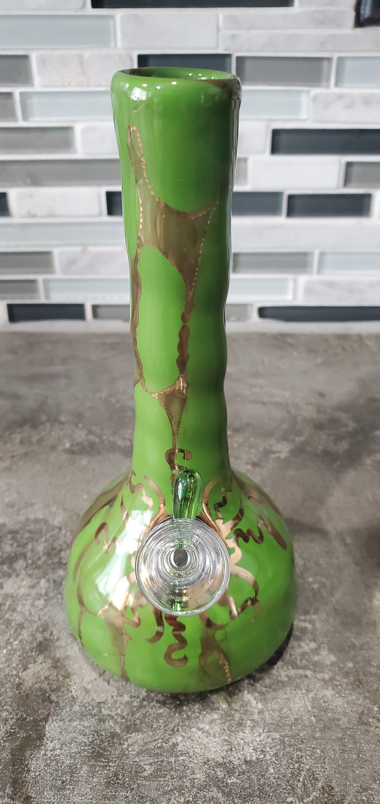 Medible review Ancient Creations bong 3 scaled