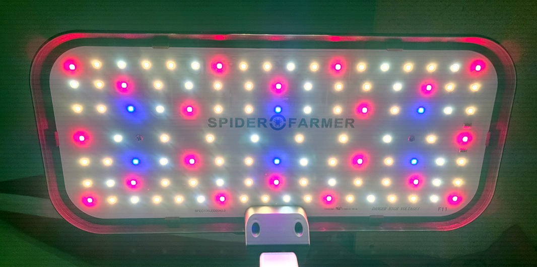 Spider Farmer Smart G12 Indoor Hydroponic Grow System LED lights